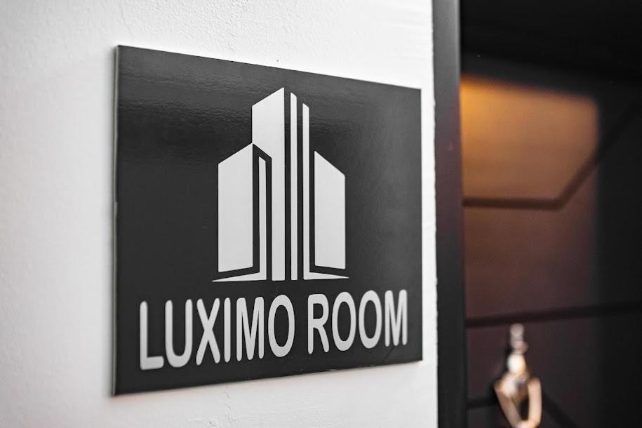 Luximo Room เวลีคอเทอร์โนโว ภายนอก รูปภาพ