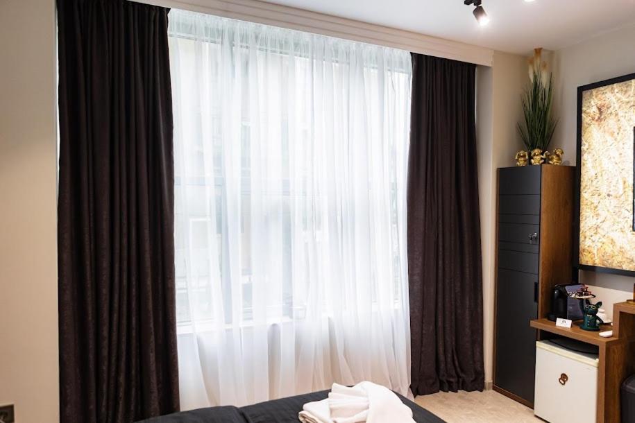 Luximo Room เวลีคอเทอร์โนโว ภายนอก รูปภาพ